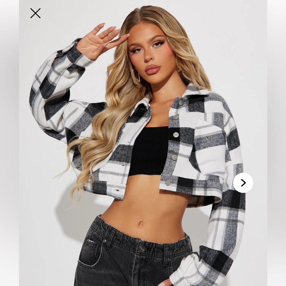 Fashion nova Black and White Plaid jacket - Picture 7 of 9